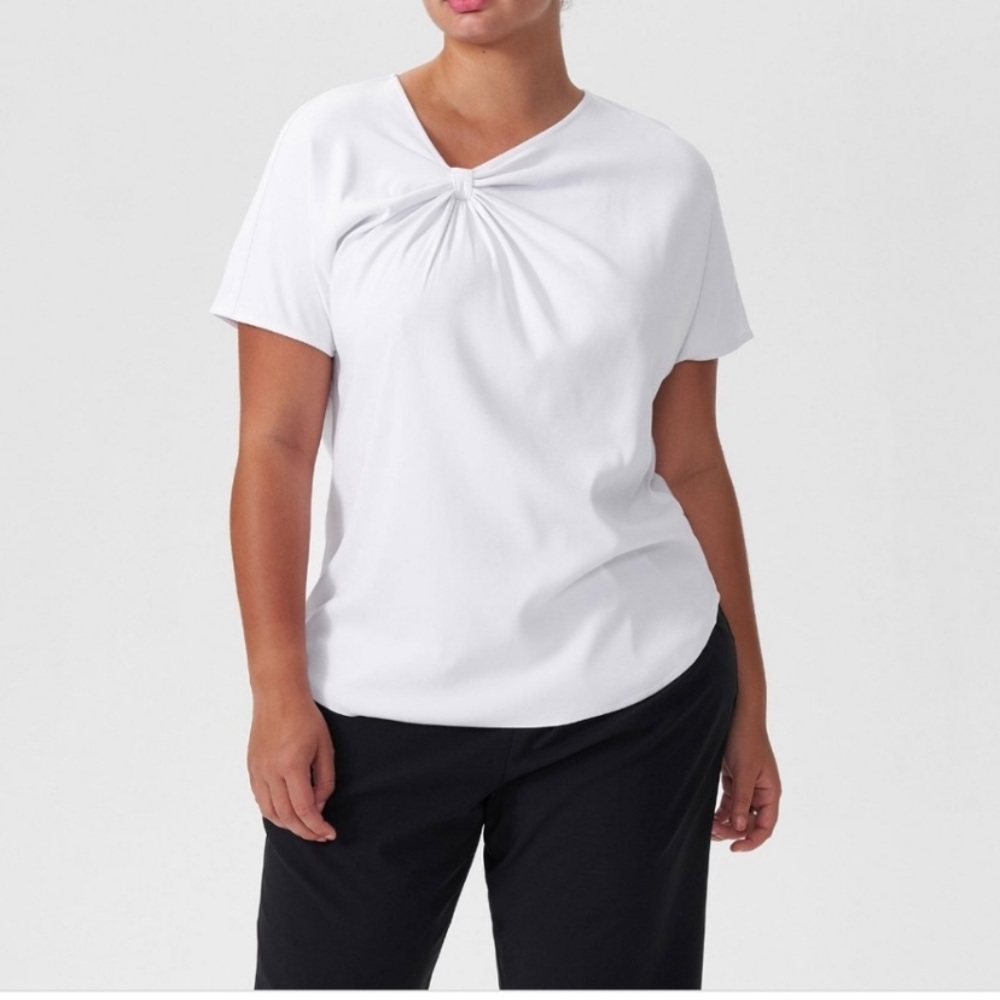 Universal Standard Top